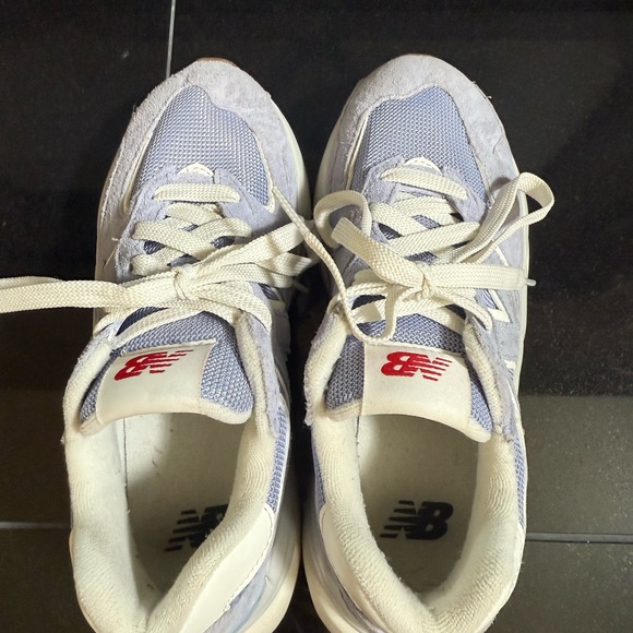 New Balance 5740 Sneakers - Picture 8 of 10